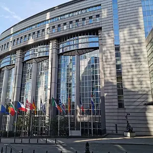 Cosy Europarlament Appartamento